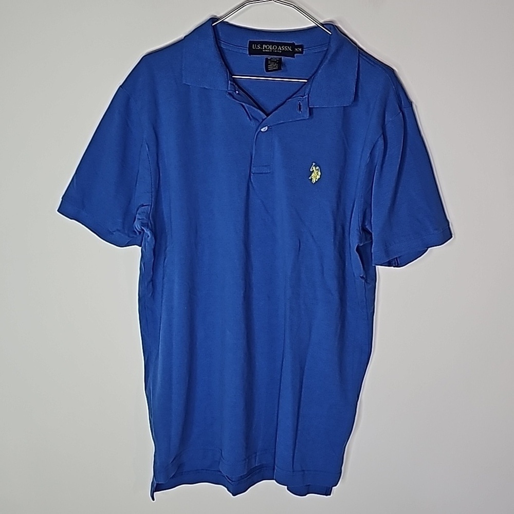 U.S Polo Assn. Medium blue short sleeve henley polo shirt